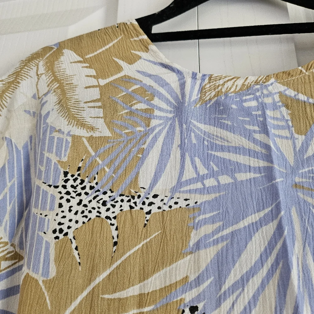 AERIE Cover Up - Picture 4 of 5